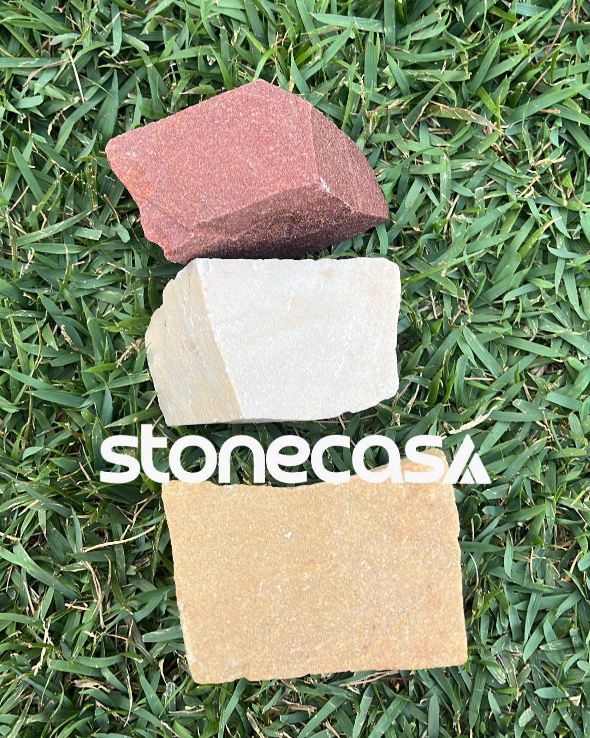 pedra portuguesa natural stone casa mosaico para calçada e jardim | Stone Casa pedra portuguesa bege preta e vermelha stone casa calçada e piso externo