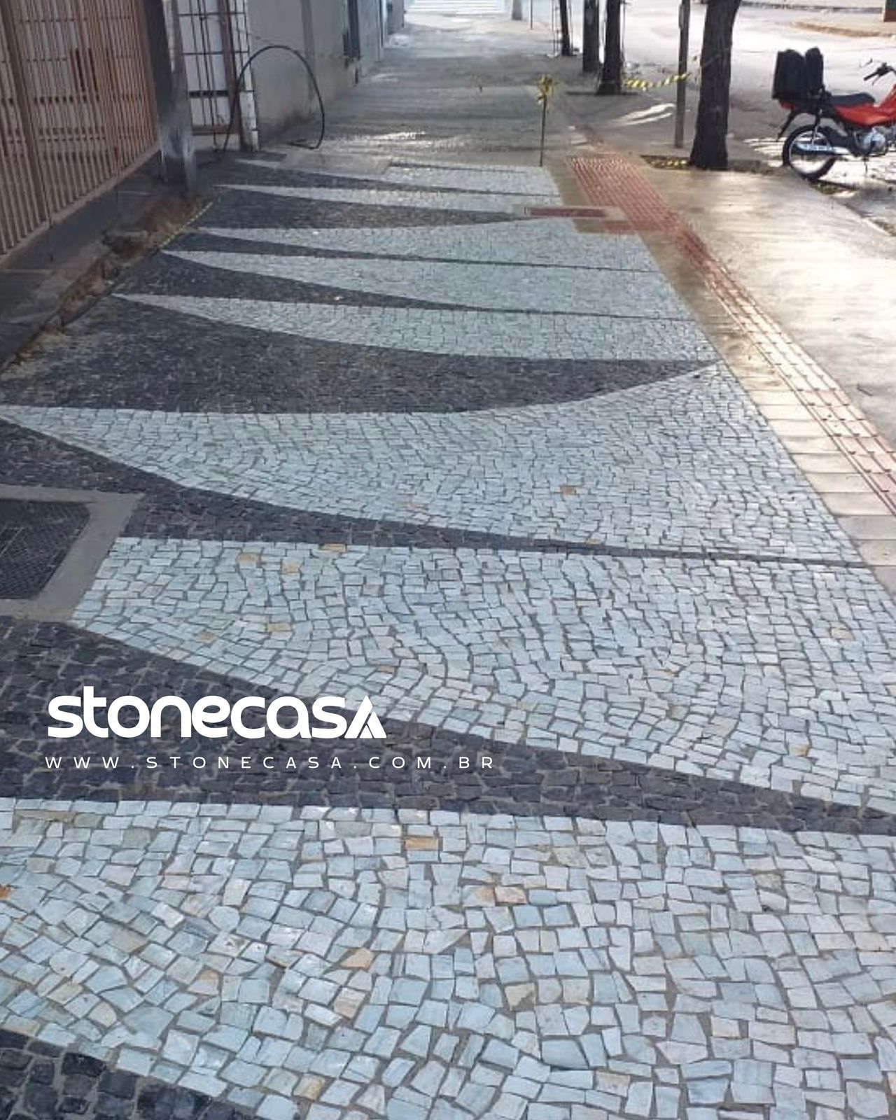 projetos com pedra portuguesa em calçadas e mosaicos | Stone Casa projetos com pedra portuguesa calçada mosaico externo stone casa